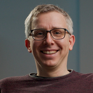 Employee Person Portrait Dennis Eichner