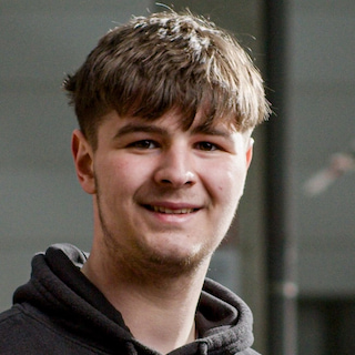 Employee Person Portrait Leon Kelyp