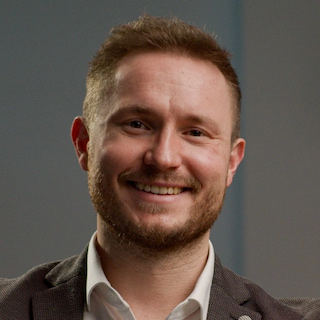 Contact Person Portrait Mathis Szymanski